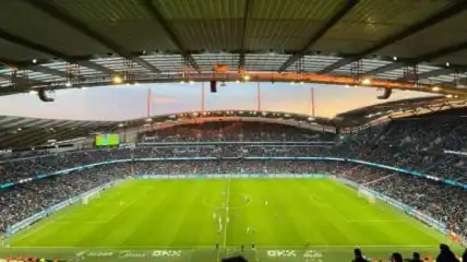 Colin Bell Stand – Blok 326 udsigt
